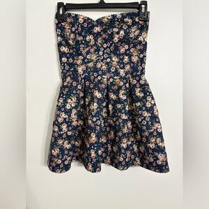 Sans Souci Floral print mini dress size xsmall